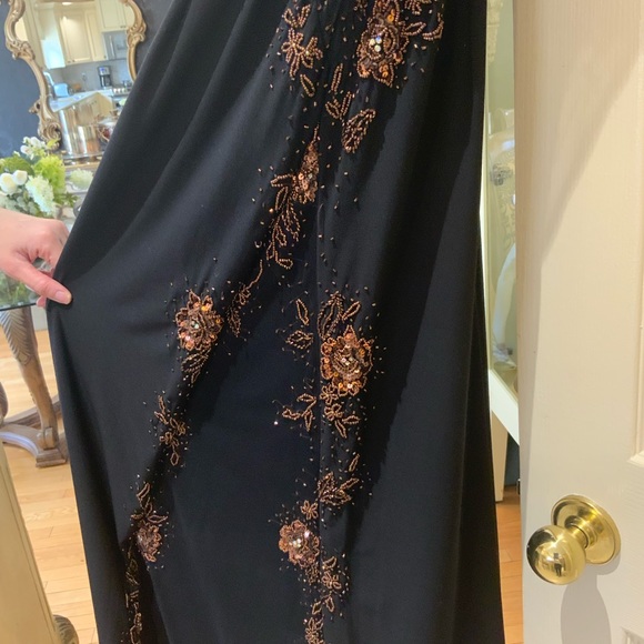 Formal Gown - Picture 2 of 3